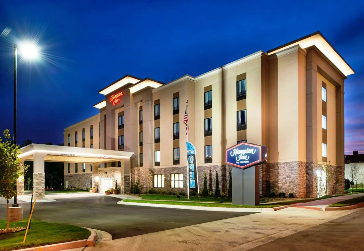 Hampton Inn Leavenworth hotel hero