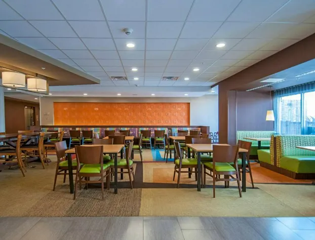 Fairfield Inn & Suites Dallas Plano North hotel detail image 2