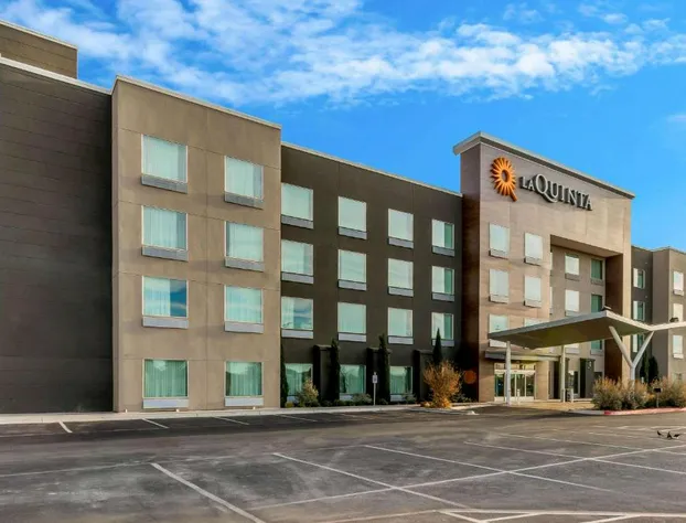 La Quinta Inn & Suites by Wyndham Odessa N. - Sienna Tower hotel detail image 2