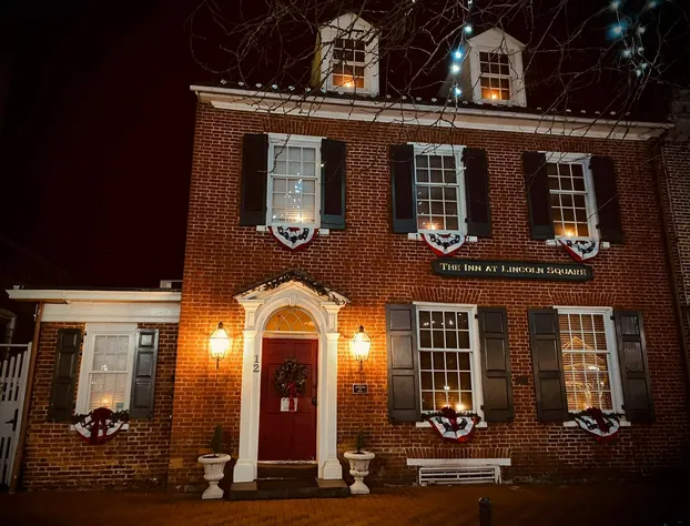 Inn at Lincoln Square hotel detail image 1