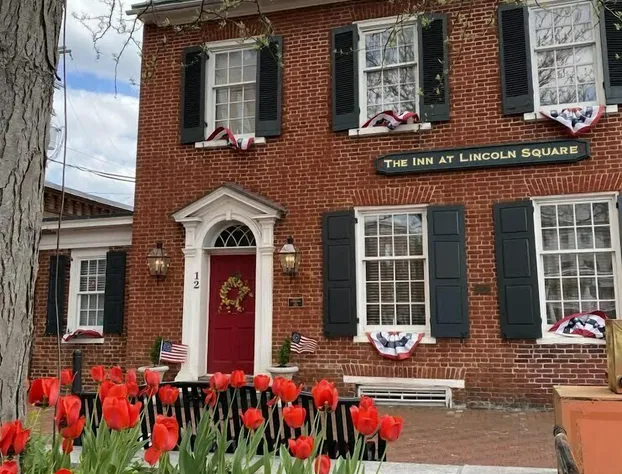 Inn at Lincoln Square hotel detail image 3