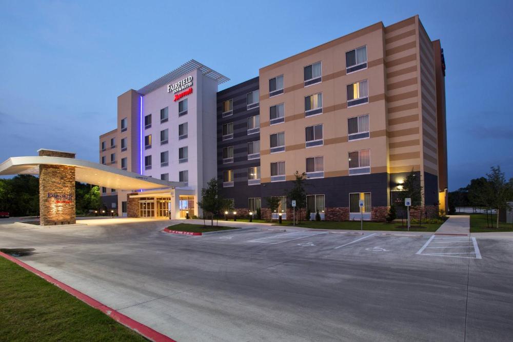Fairfield Inn & Suites by Marriott Austin San Marcos hotel hero