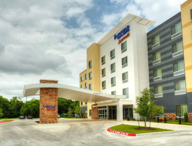 Fairfield Inn & Suites by Marriott Austin San Marcos hotel detail image 1