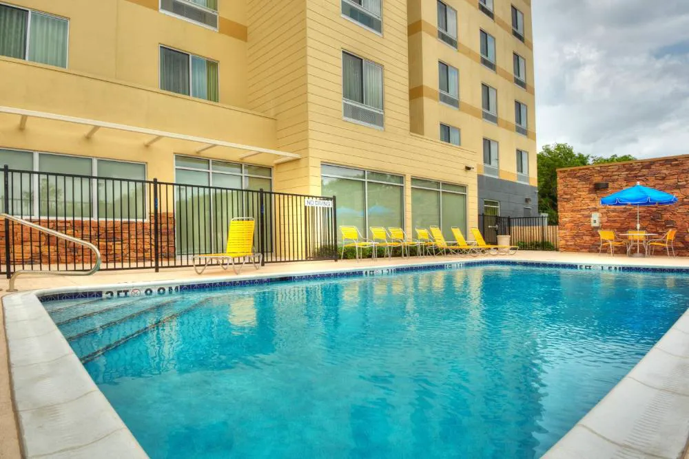 Fairfield Inn & Suites by Marriott Austin San Marcos hotel hero
