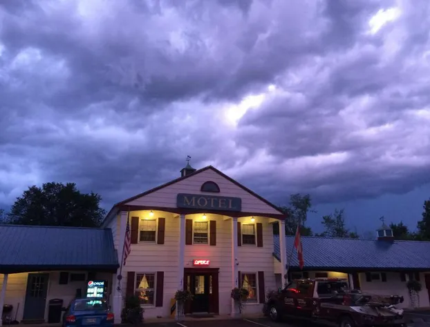 Colonial Valley Motel hotel detail image 1