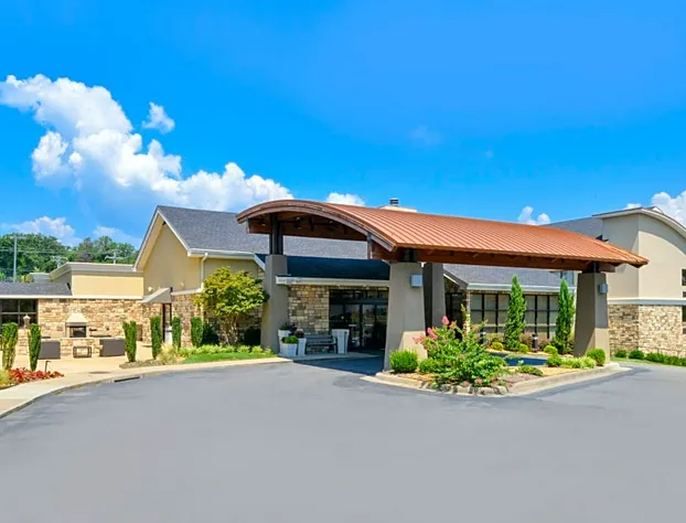 Holiday Inn Little Rock West - Chenal Pkwy, an IHG Hotel hotel detail image 3