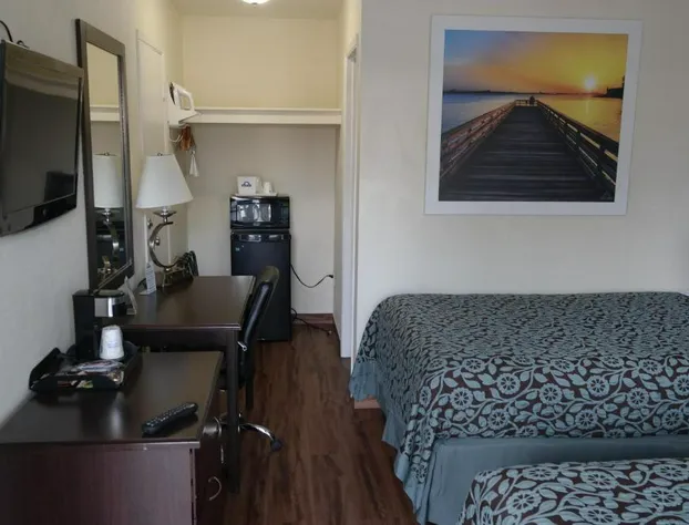 Days Inn by Wyndham Santa Maria hotel detail image 1