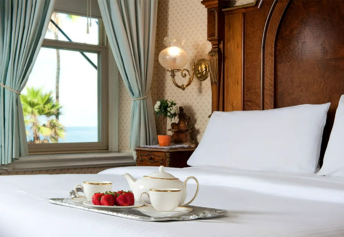 Dorymans Oceanfront Inn hotel hero