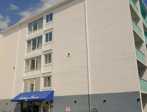 Southern Breeze Ocean Front Hotel hotel detail image 1