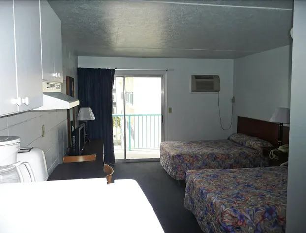 Southern Breeze Ocean Front Hotel hotel detail image 2