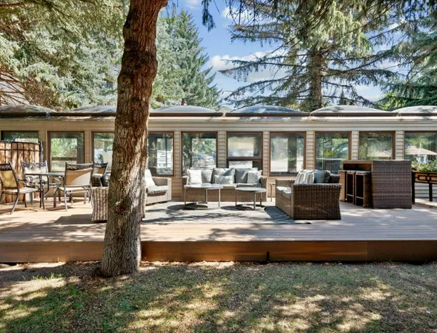 Falcon Point hotel detail image 2