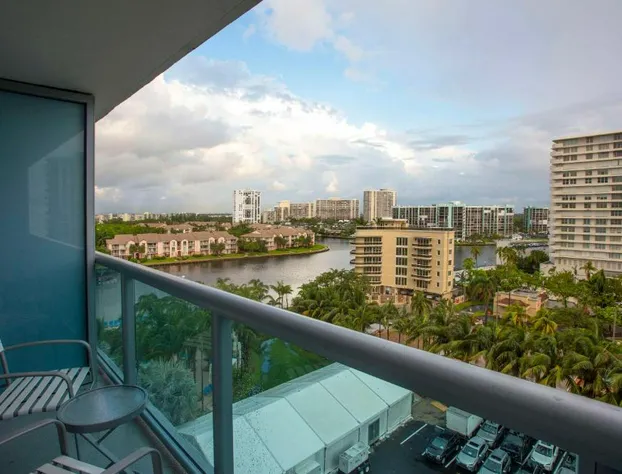 Doubletree Resort by Hilton Hollywood Beach hotel detail image 1