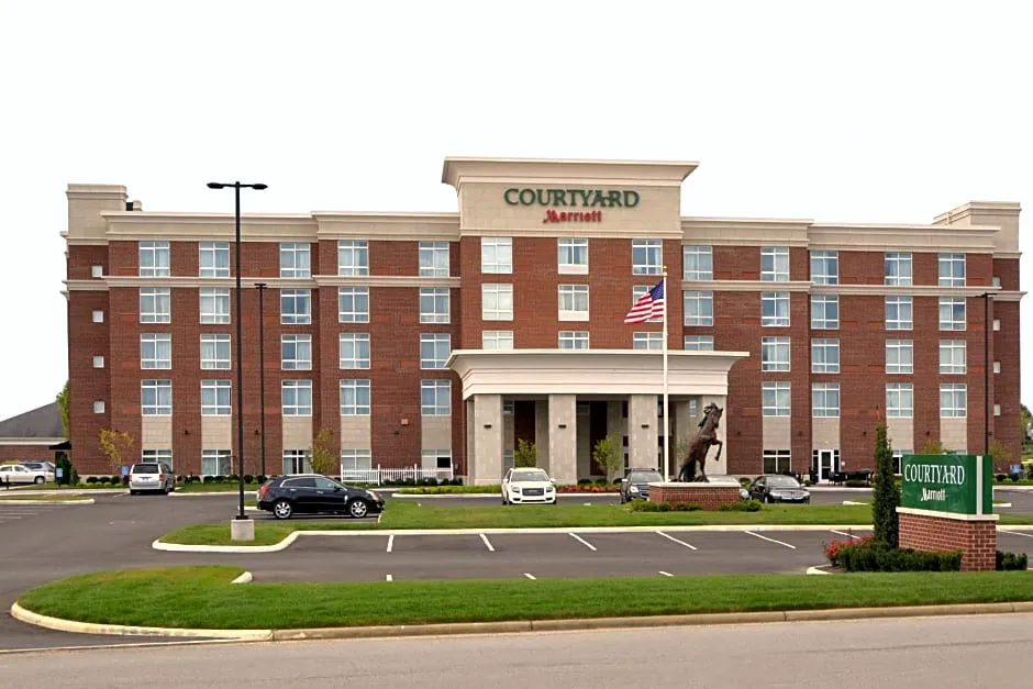 Courtyard by Marriott Youngstown Canfield hotel hero