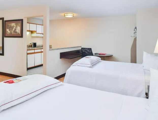 Red Roof Inn PLUS+ & Suites Guilford hotel detail image 4