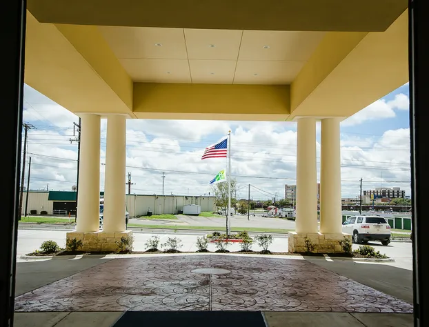 Holiday Inn Express & Suites Temple - Medical Center Area by IHG hotel detail image 1