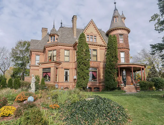 Henderson Castle Inn hotel detail image 1