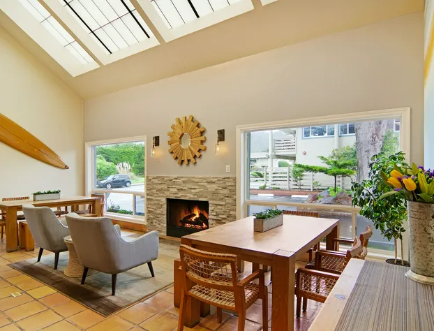 Cypress Inn On Miramar Beach hotel detail image 3