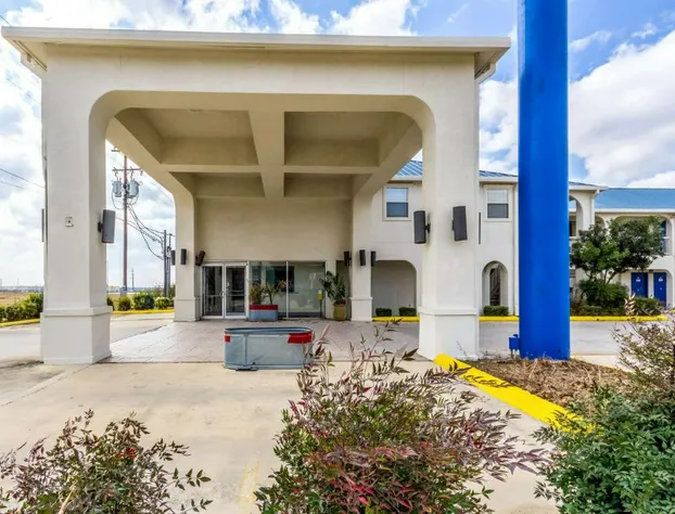 Motel 6 Seguin, TX hotel detail image 1