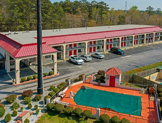 Regency Inn & Suites hotel detail image 1