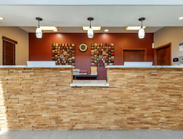 Best Western Plus Victoria Inn & Suites hotel detail image 4