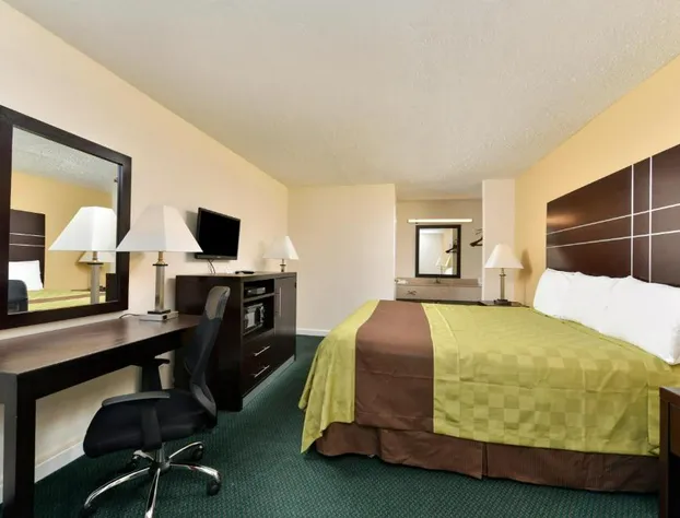 Americas Best Value Inn Port Jefferson Station Long Island hotel detail image 4