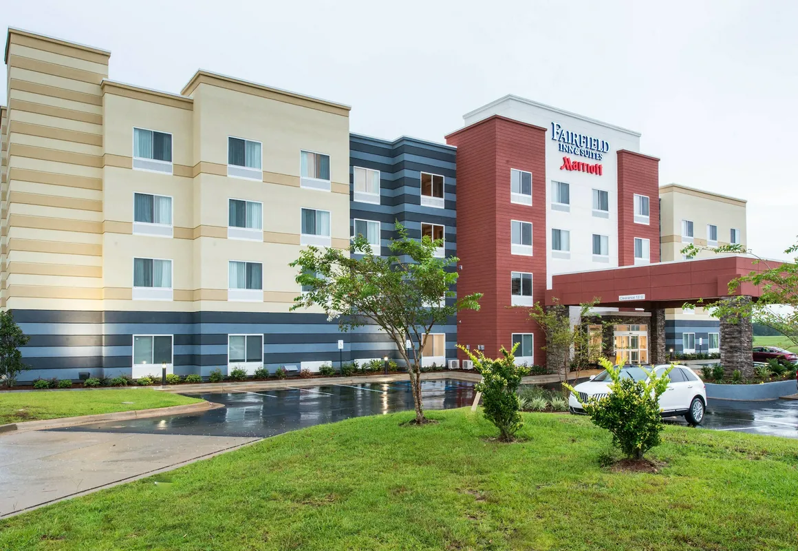 Fairfield Inn & Suites Atmore hotel hero