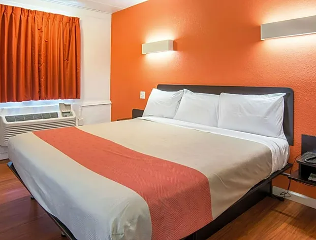 Motel 6-Glassboro, NJ - Rowan University hotel detail image 4