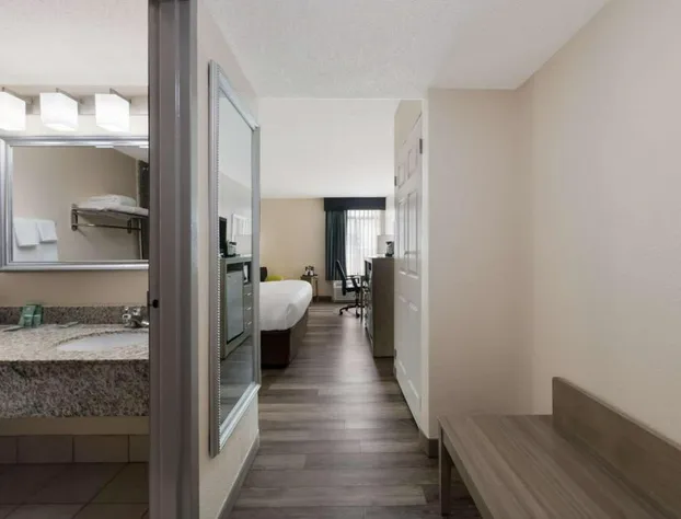 Best Western Hampton Coliseum Inn hotel detail image 4