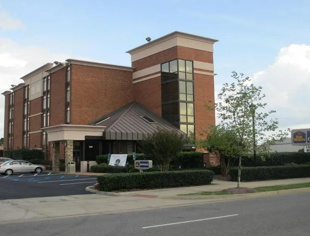 Best Western Hampton Coliseum Inn hotel detail image 3