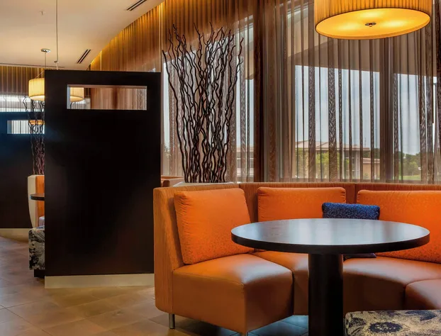 Courtyard Indianapolis Noblesville hotel detail image 4