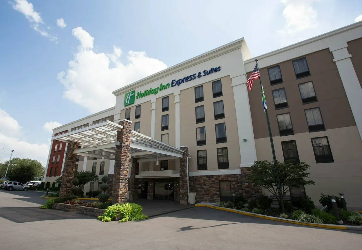 Holiday Inn Express & Suites Nashville Southeast - Antioch by IHG hotel hero