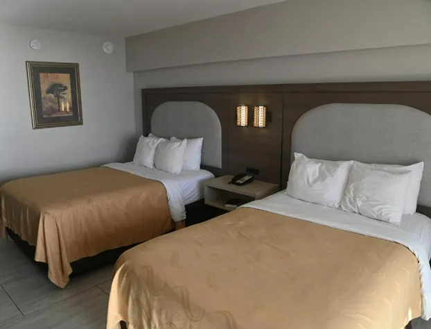 Spark by Hilton Virginia Beach Oceanfront hotel detail image 3