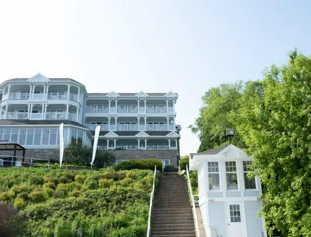 The Geneva Inn hotel detail image 1