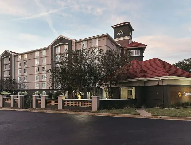 La Quinta Inn & Suites by Wyndham Atlanta Conyers hotel detail image 2