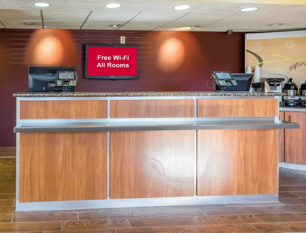 Red Roof Inn Jacksonville Airport hotel detail image 2