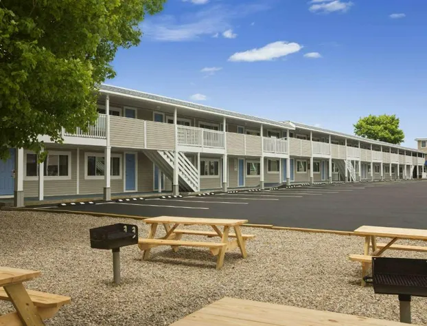 Days Inn by Wyndham West Yarmouth/Hyannis Cape Cod Area hotel detail image 4