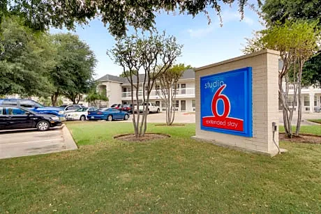 Studio 6 North Richland Hills, TX - Fort Worth hotel detail image 4