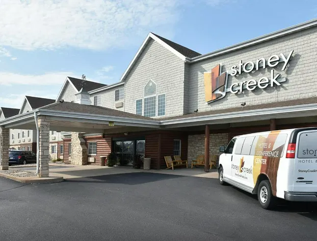 Cedar Creek Hotel Wausau - Rothschild hotel detail image 1