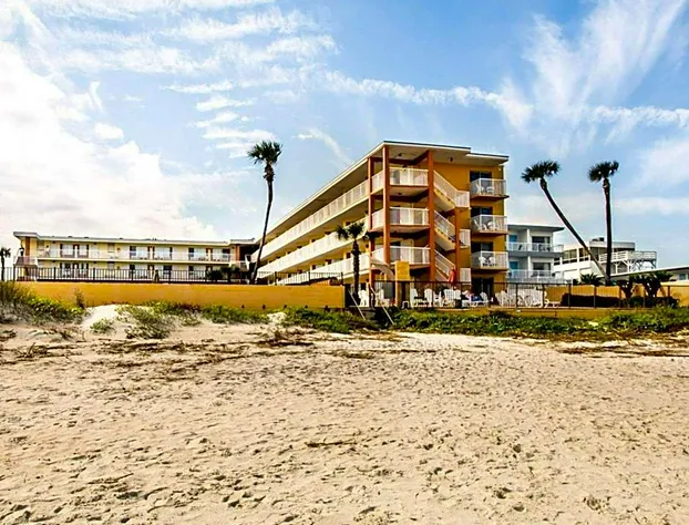 Comfort Inn & Suites Ormond Beach Oceanfront hotel detail image 1