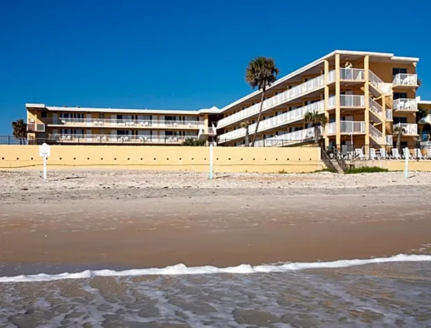 Comfort Inn & Suites Ormond Beach Oceanfront hotel detail image 2
