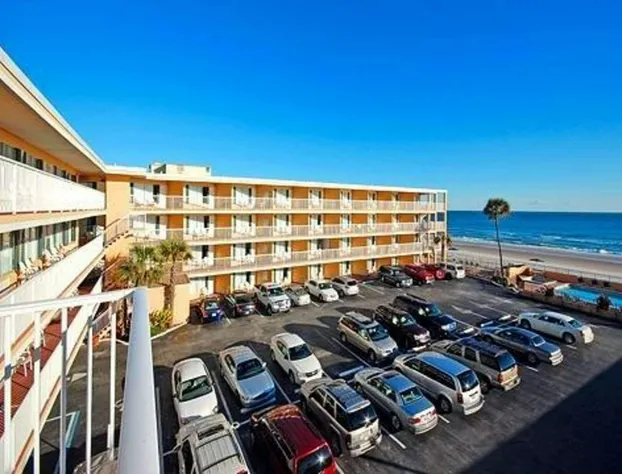 Comfort Inn & Suites Ormond Beach Oceanfront hotel detail image 1