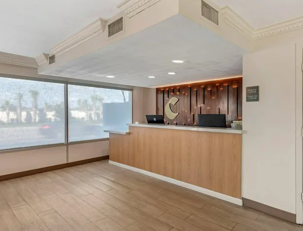 Comfort Inn & Suites Ormond Beach Oceanfront hotel detail image 3