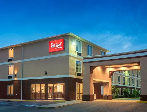 Red Roof Inn & Suites Biloxi - Ocean Springs hotel detail image 1