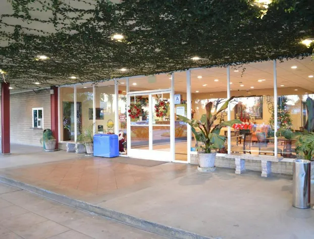 Ontario Airport Inn hotel detail image 4