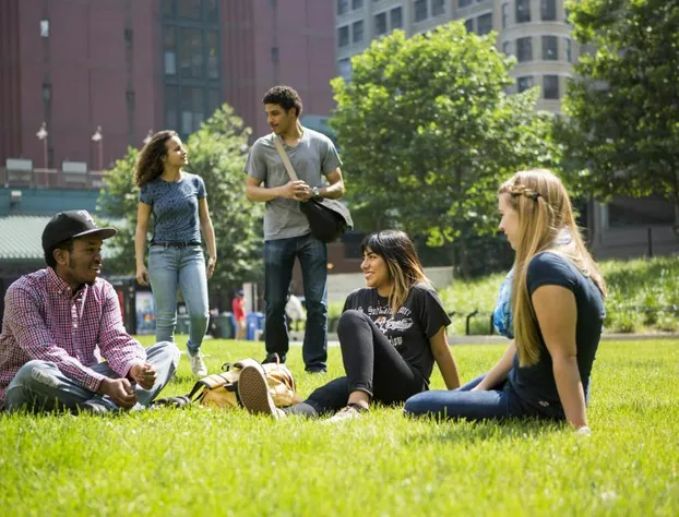 HI Chicago Hostel hotel detail image 2