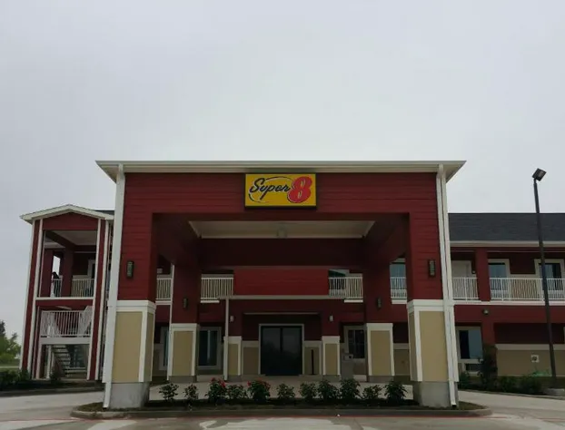 Super 8 by Wyndham Carrizo Springs hotel detail image 2