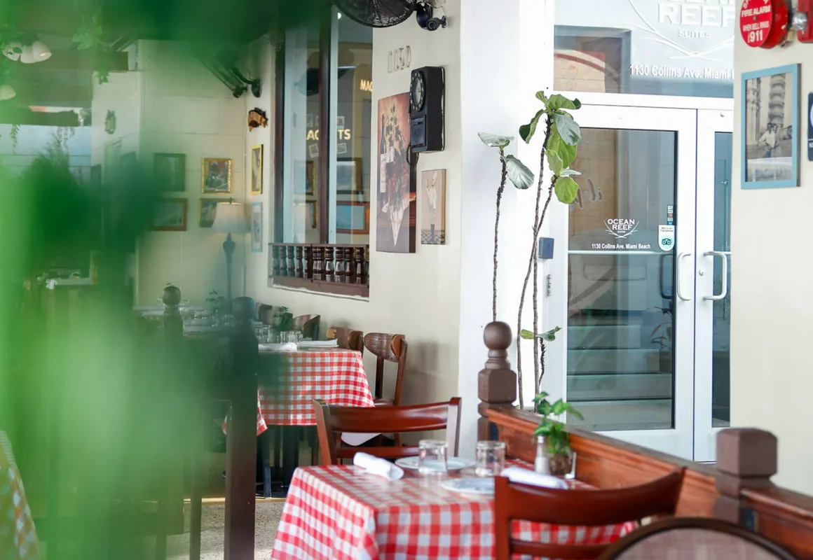 Ocean Reef Suites, South Beach hotel hero