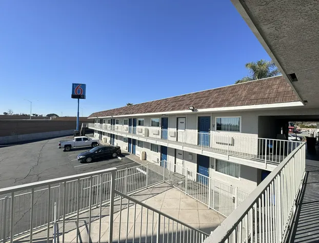 Motel 6 Ontario, CA - Airport hotel detail image 1