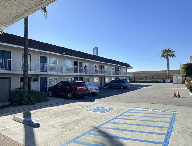 Motel 6 Ontario, CA - Airport hotel detail image 4