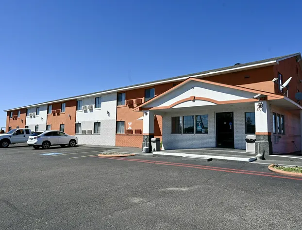 Howard Johnson by Wyndham New Braunfels hotel detail image 1